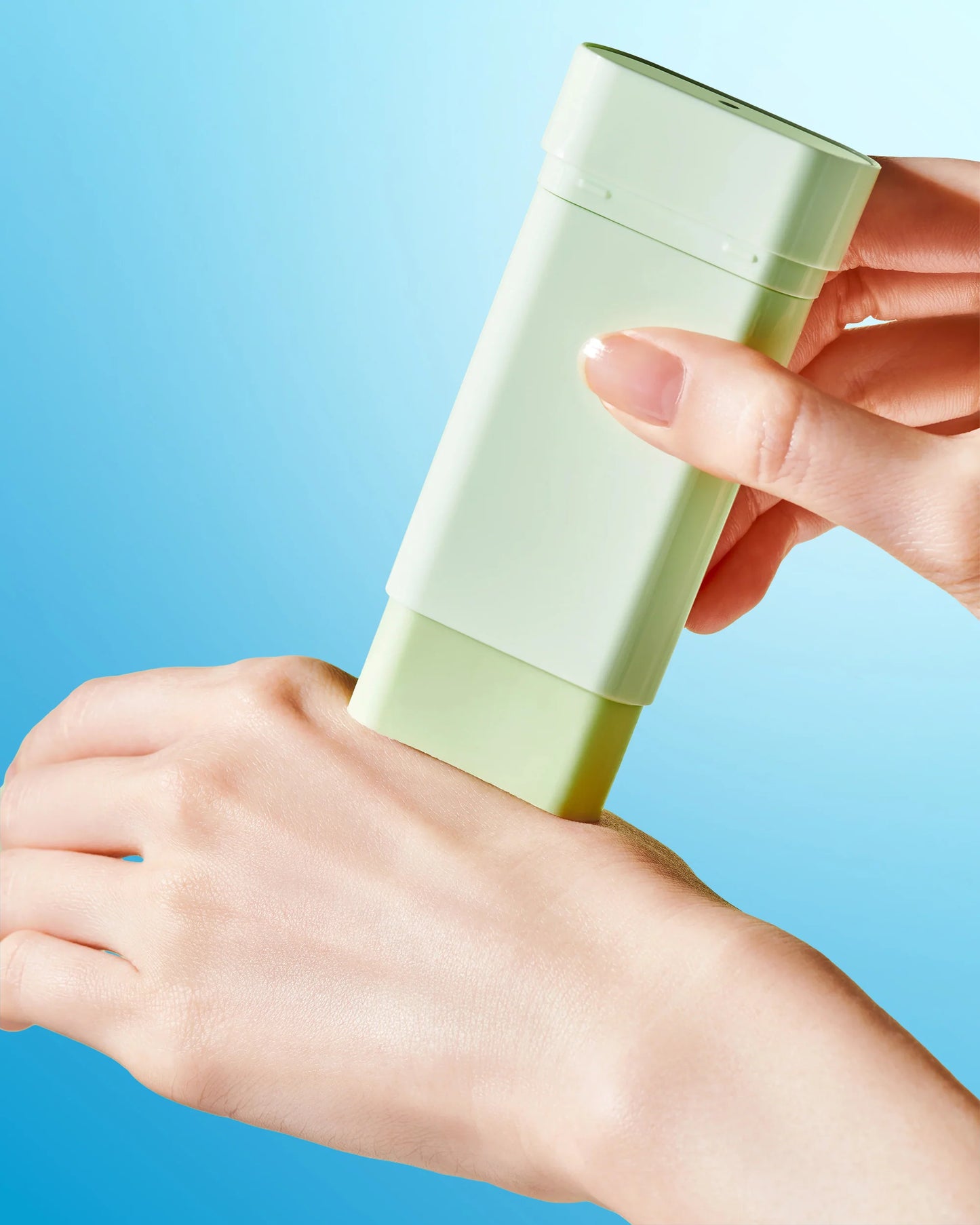 Protector solar coreano en stick con centella asiática Tocobo