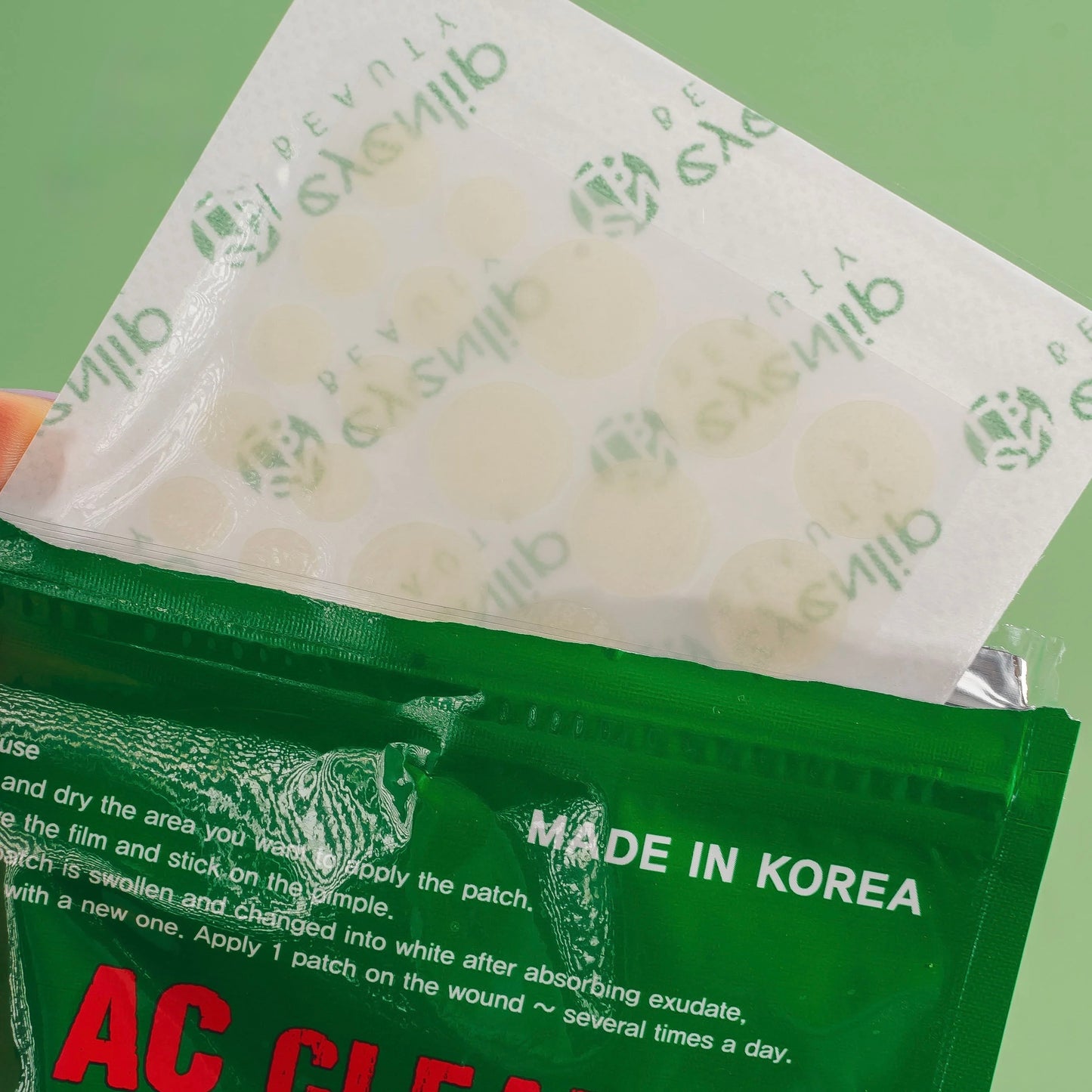 Parches Eyenlip AC Clear para acné y granitos inflamados