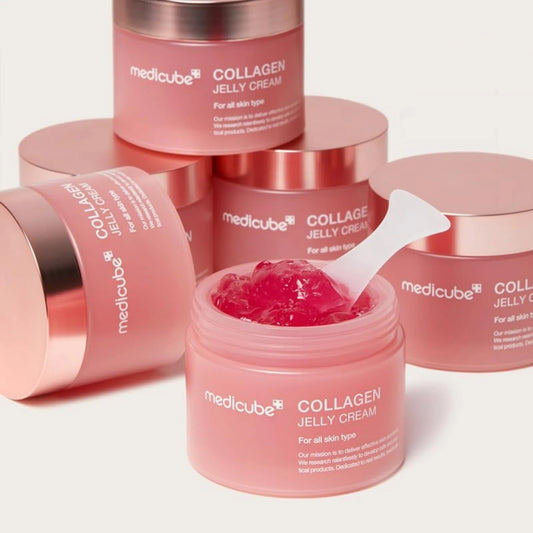 Crema tipo gelatina con colágeno encapsulado, ideal para mejorar firmeza, elasticidad e hidratación en pieles que comienzan a notar pérdida de tono.