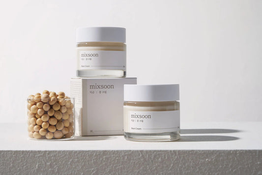 Crema facial nutritiva y regeneradora con extracto de frijol fermentado, ideal para pieles mixtas a secas que buscan hidratación sin sensación pesada.
